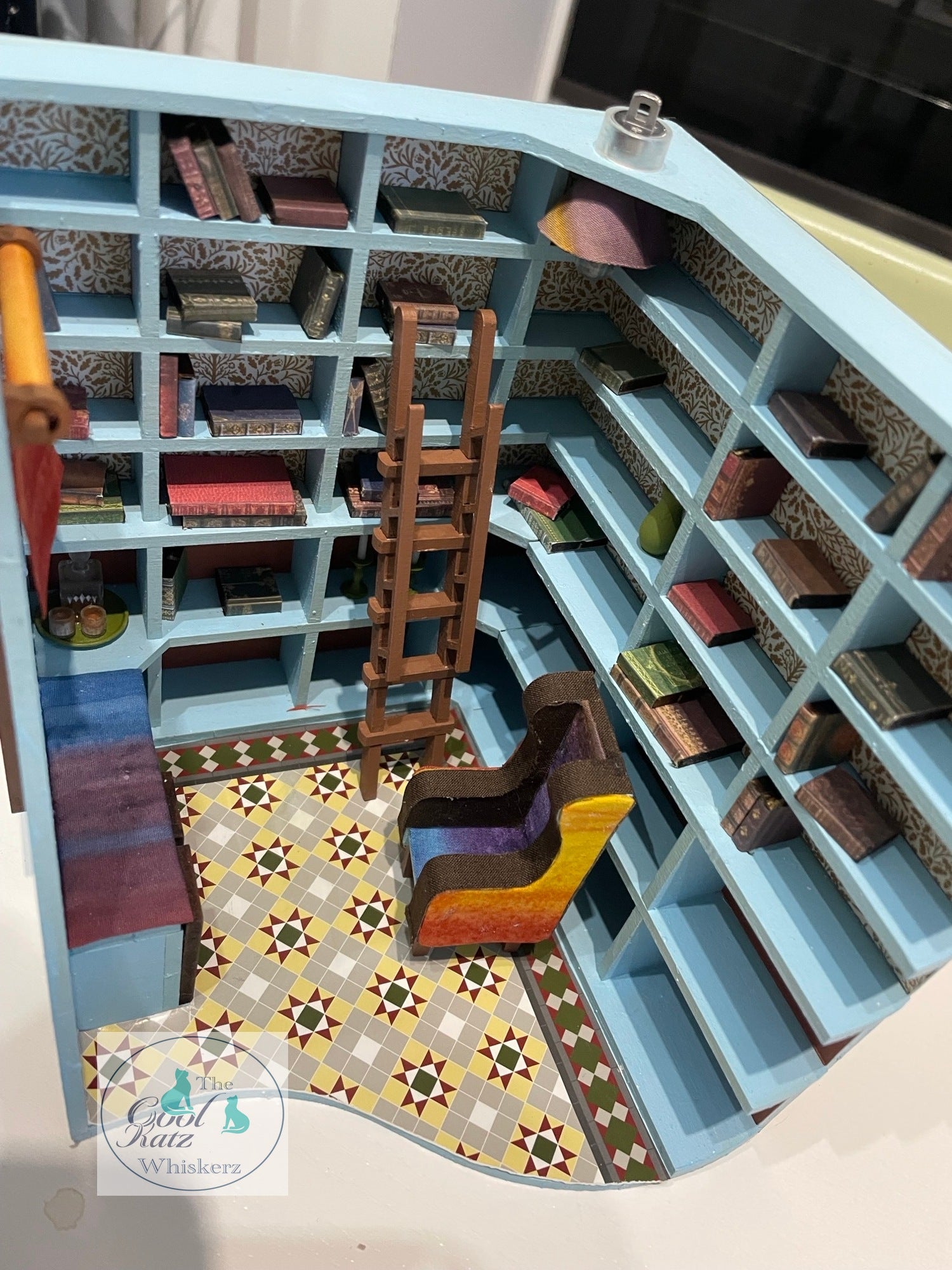 Faye's "In the Library" Book Nook Intrigue®