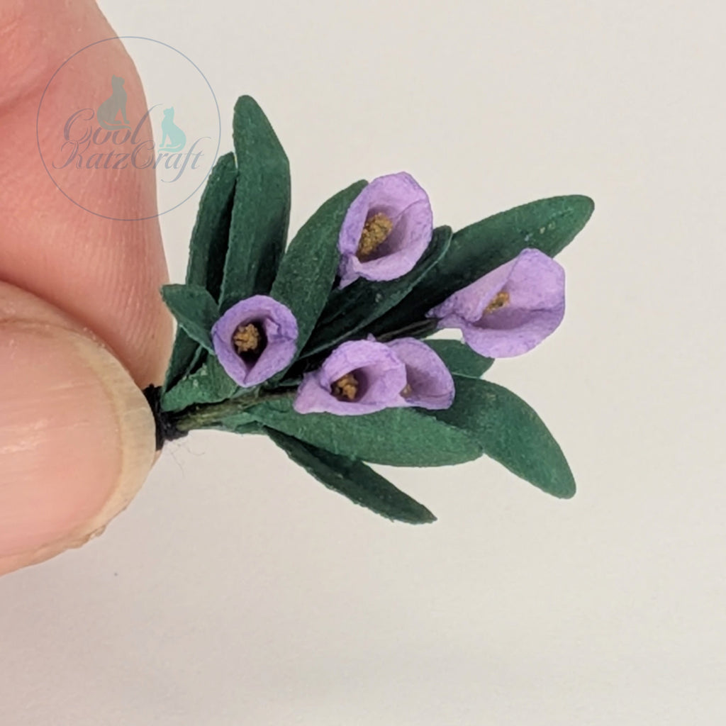 CoolKatzCraft Kitten Kit Calla lilies