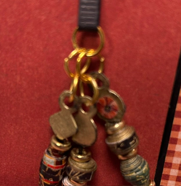 Thread cap die set