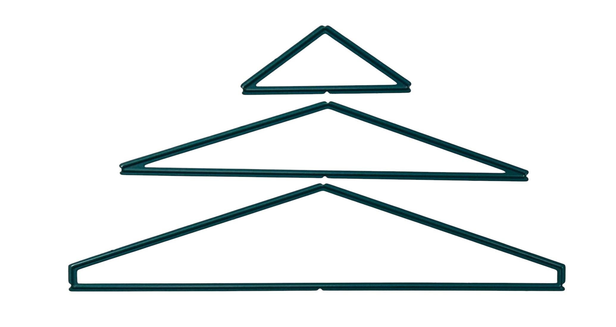 Triangle pocket slots